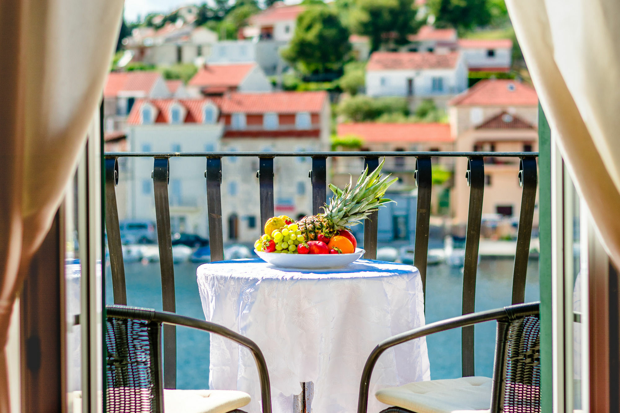 Villa Slika Milna  Buitenkant foto